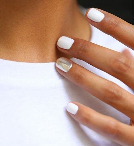 23ac04_a4dd4376ae9645d1aa2018a99ae6a6d2~mv2 MANICURE TRADICIONAL - Imagen 1